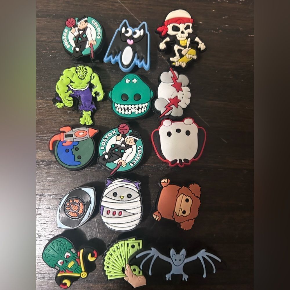 15 New assorted crocs jibbitts